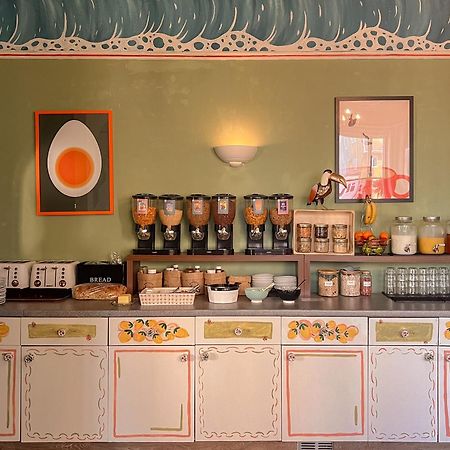The Sheldon B&B - Free Private Parking Eastbourne Eksteriør bilde