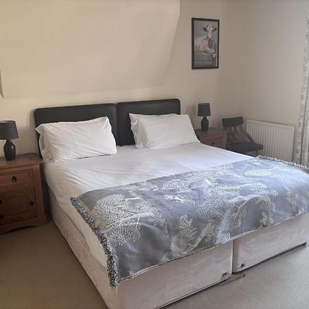 The Sheldon B&B - Free Private Parking Eastbourne Eksteriør bilde