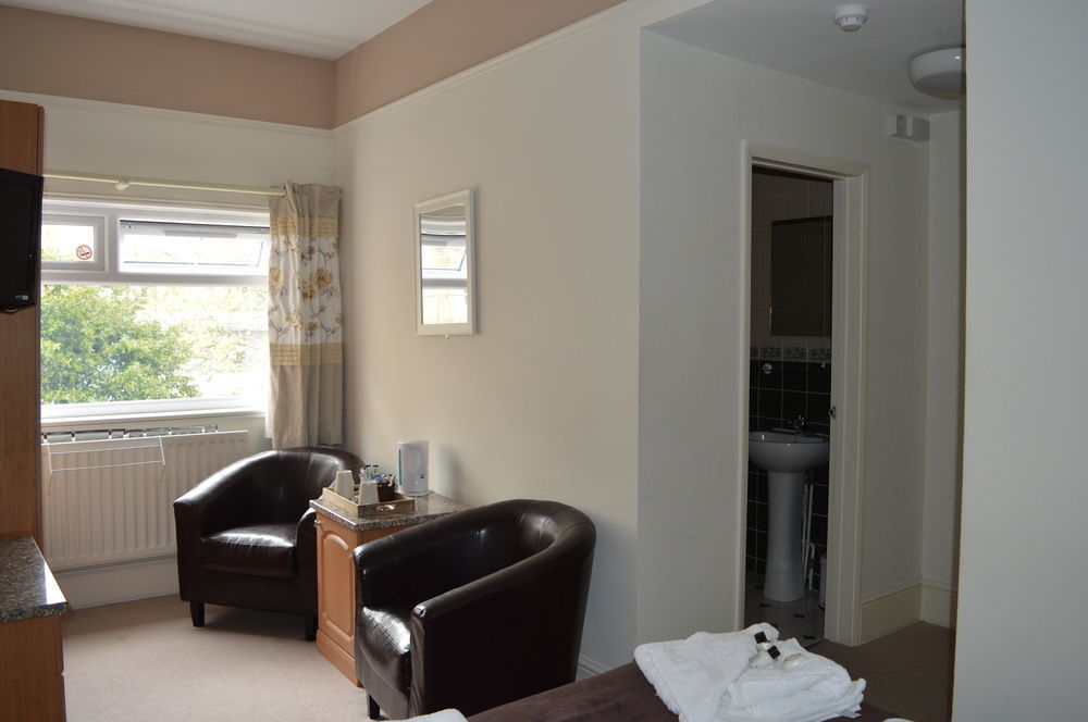 The Sheldon B&B - Free Private Parking Eastbourne Eksteriør bilde