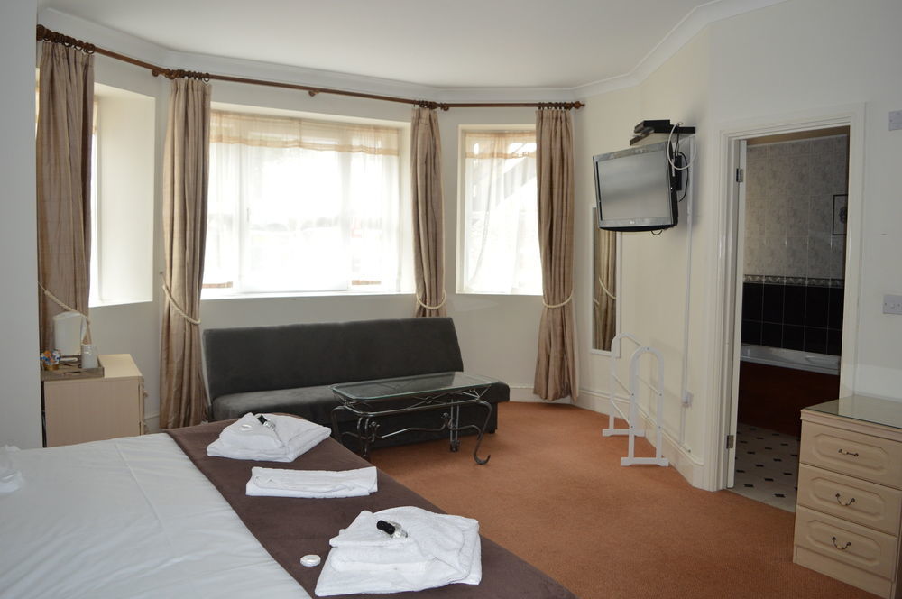The Sheldon B&B - Free Private Parking Eastbourne Eksteriør bilde